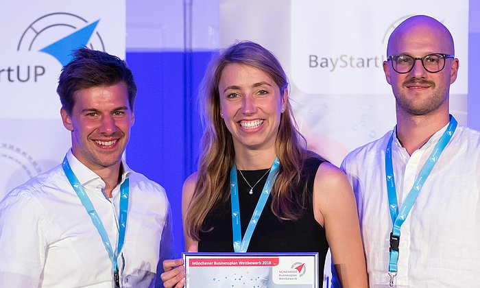 Stefan Leonhardt, Dr. Miriam Haerst, und Alexander Henhammer (v.l.n.r.) vom Gründungsteam von Kumovis. (Bild: Sebastian Widmann)