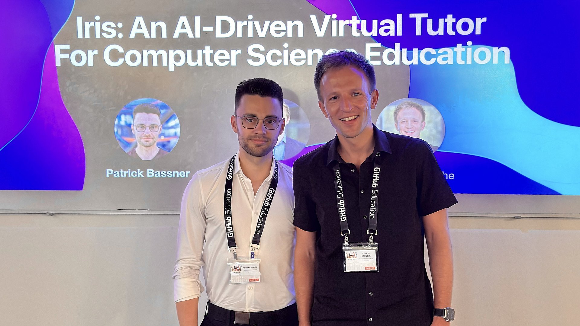 Prof. Stephan Krusche mit seinem Doktoranden Patrick Bassner