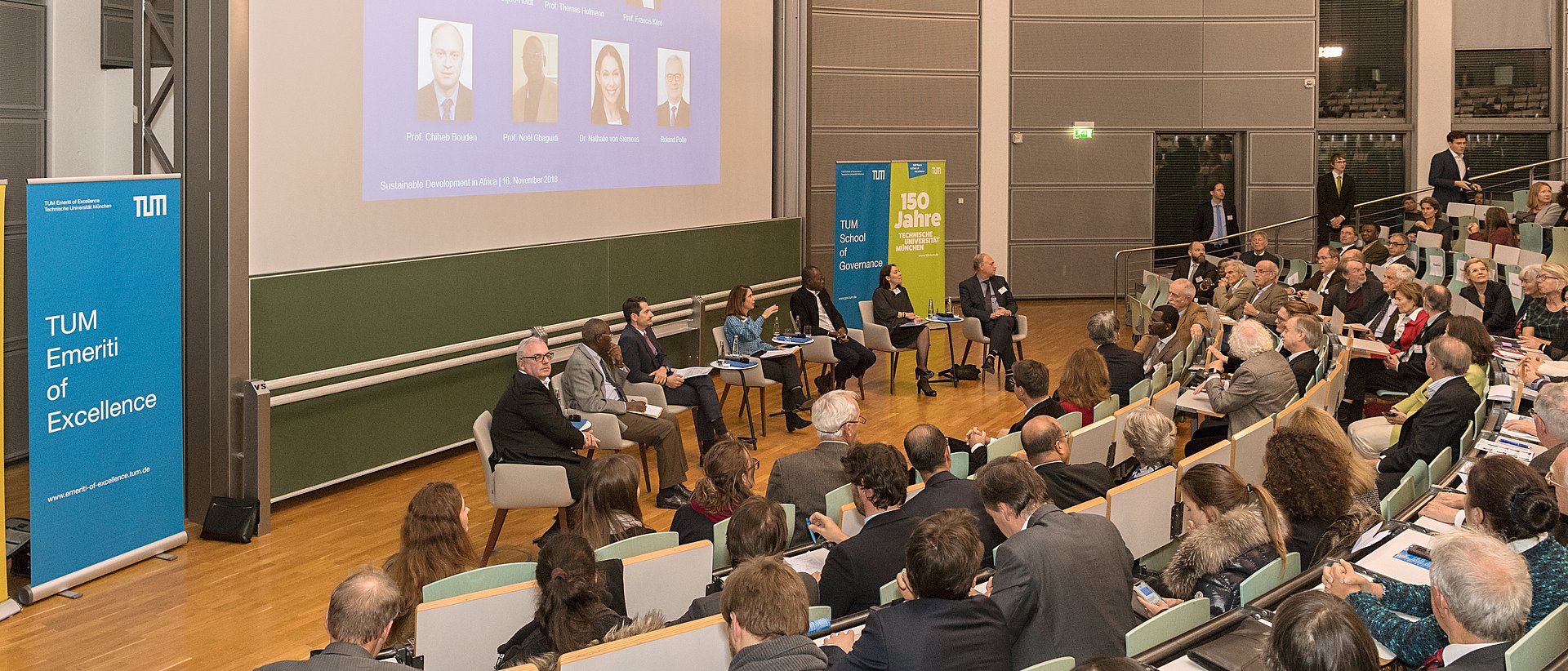 People at the TUM Senior Excellence Faculty Africa Symposium in November 2018.