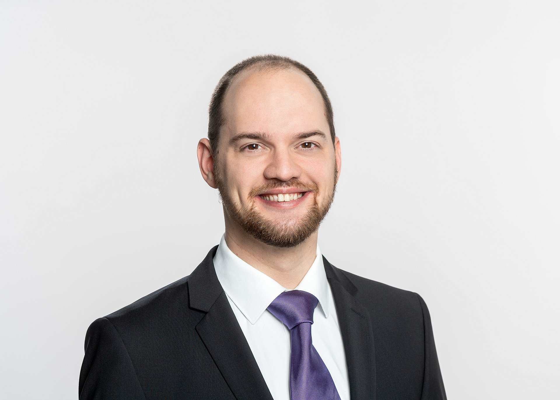 Portraitfoto von Dr. Martin Eberl