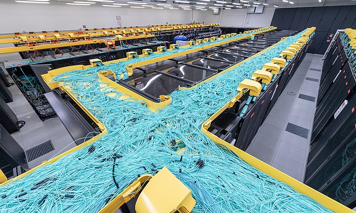 Der Höchstleistungsrechner Super MUC am Leibniz Rechenzentrum (LRZ) in Garching. 