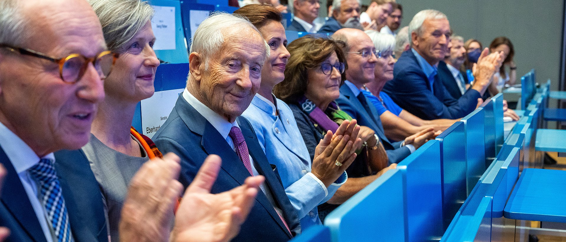 Mitglieder des Bund der Freunde bei der 100-Jahr-Feier des Vereins.