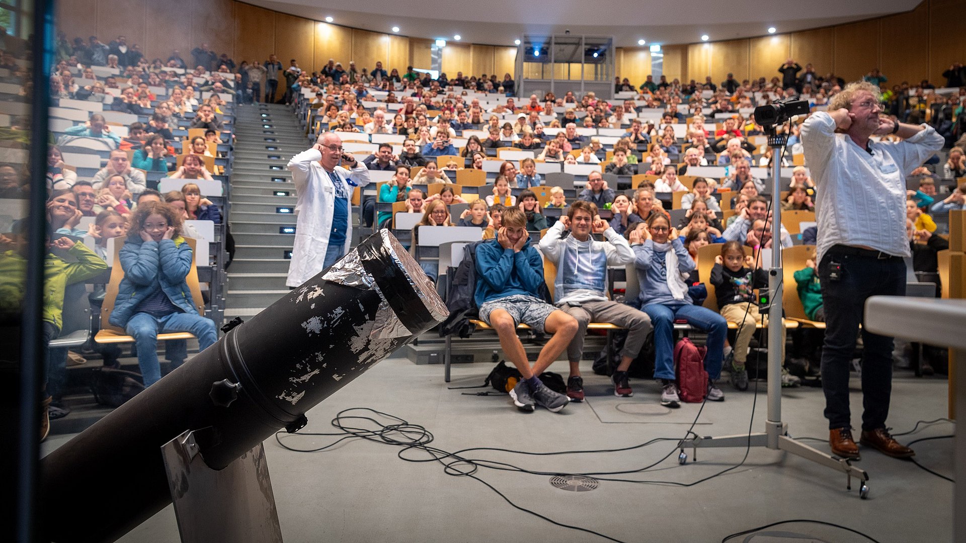 Der große Hörsaal im Hauptgebäude der TUM School of Engineering and Design war proppenvoll. 
