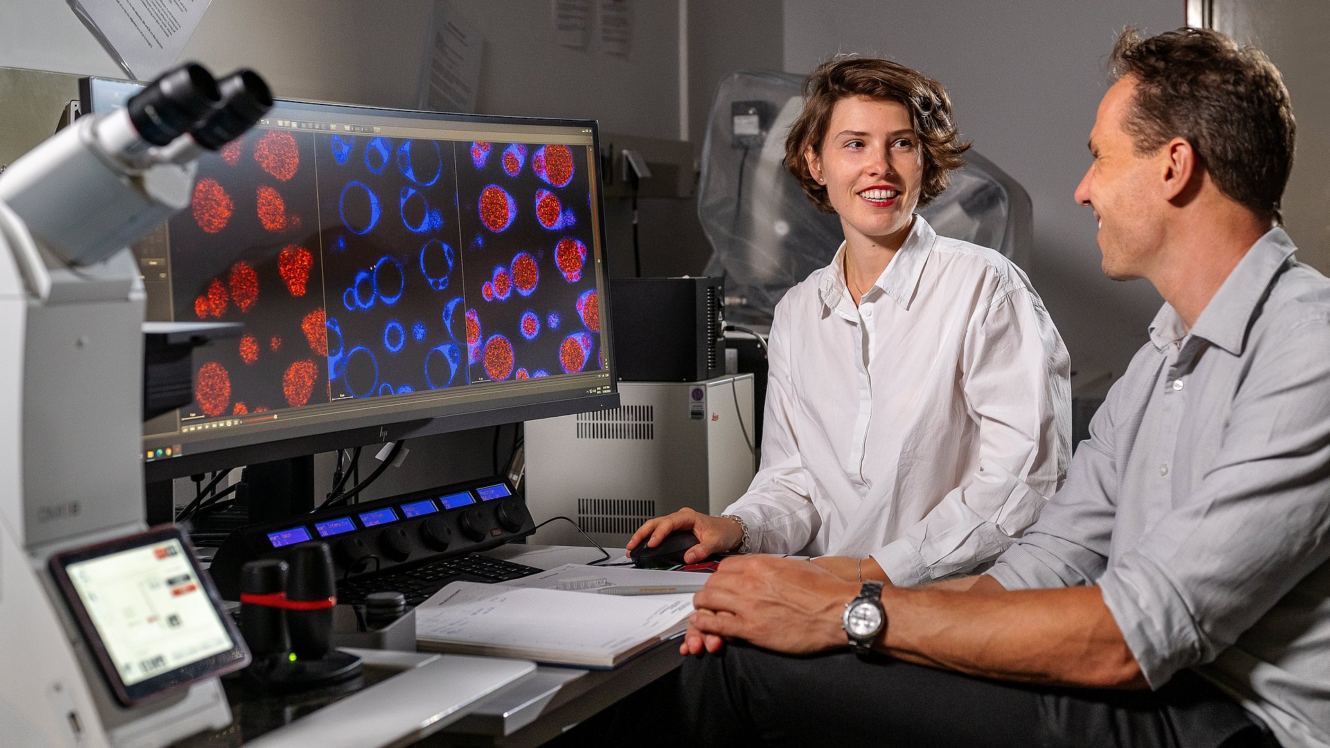 Christine Kriebisch and Professor Job Boekhoven in their lab. 