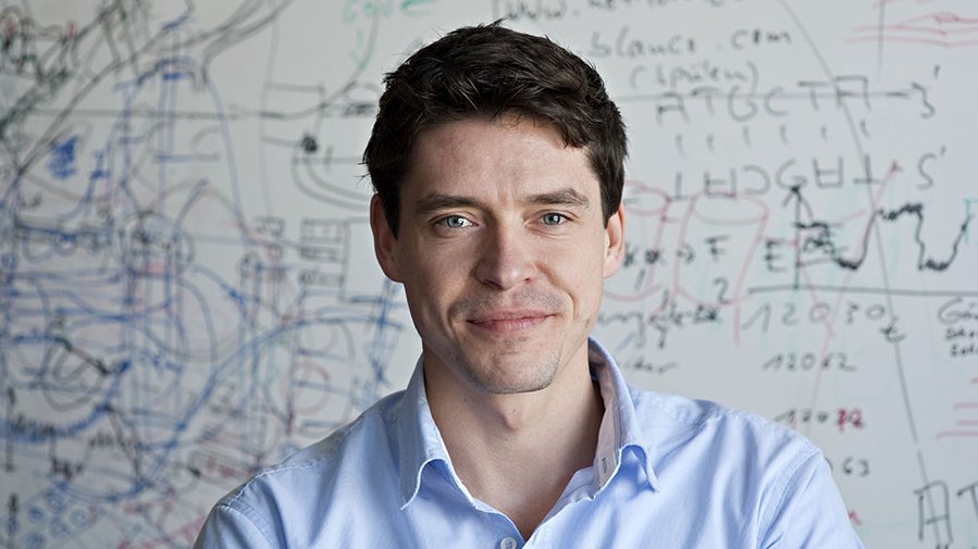 Der neue Leibniz-Preisträger der TUM: Hendrik Dietz.