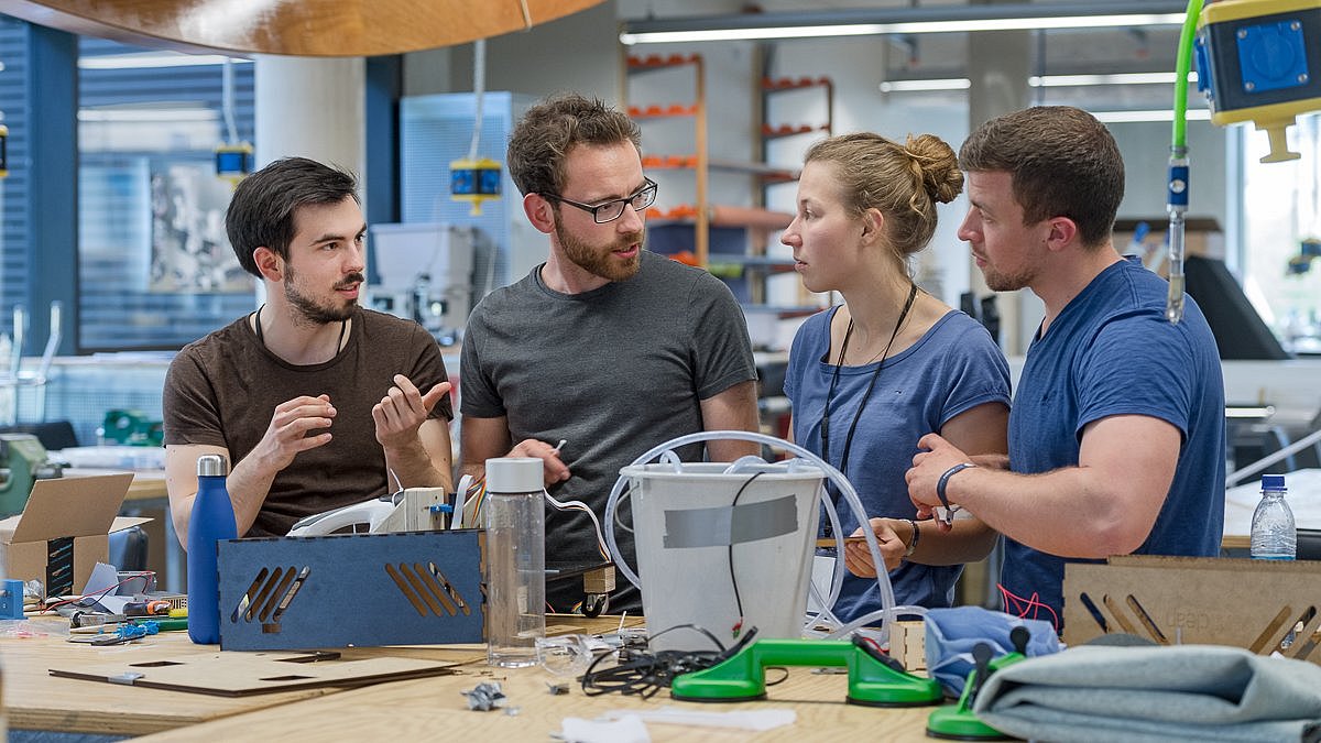 Studierende beim Think.Make.Start Workshop von TUM und UnternehmerTUM.