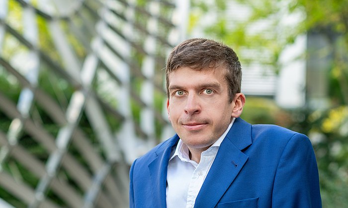 Professor Allister Loder