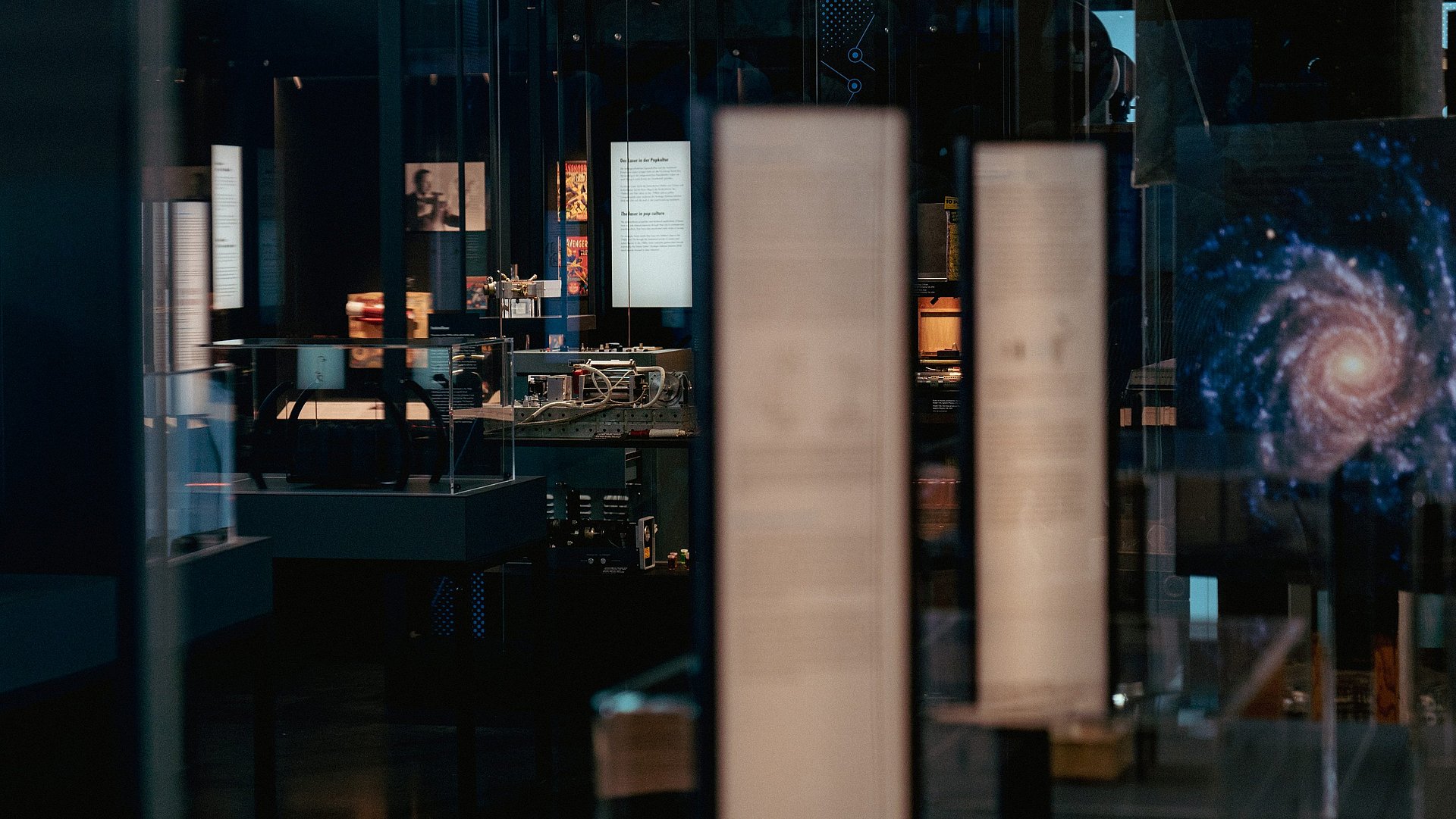 Insights into the "Light and Matter" exhibition