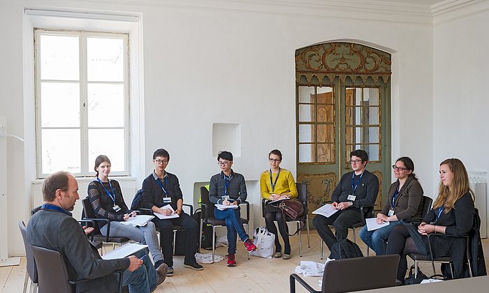 Promovierende der TUM Graduate School während eines Seminars.