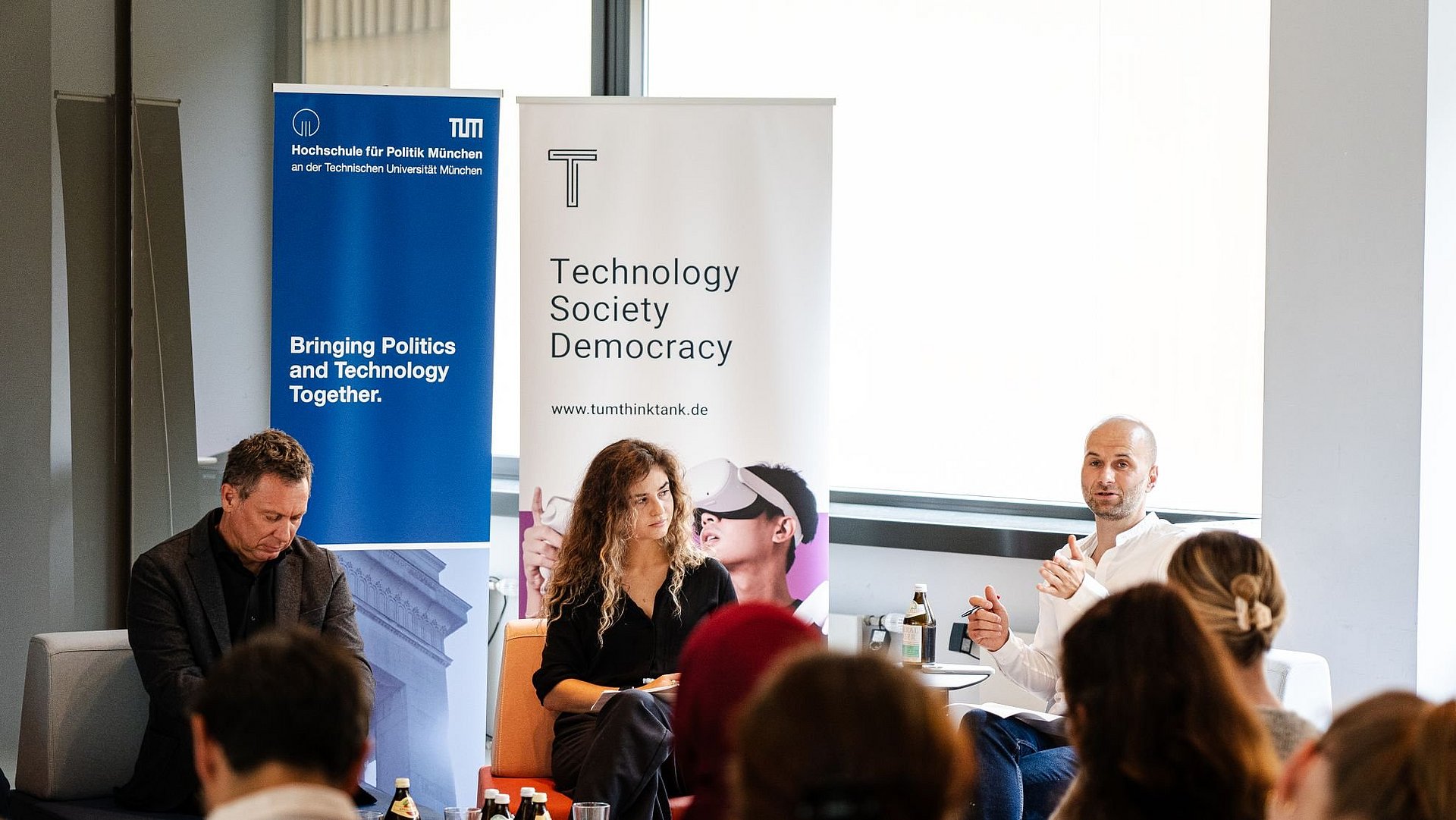 Diskussionsrunde mit Publikum