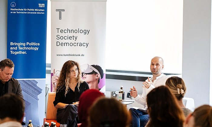 Diskussionsrunde mit Publikum